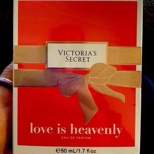 Victoria’s Secret Love is Heavenly (NEW)